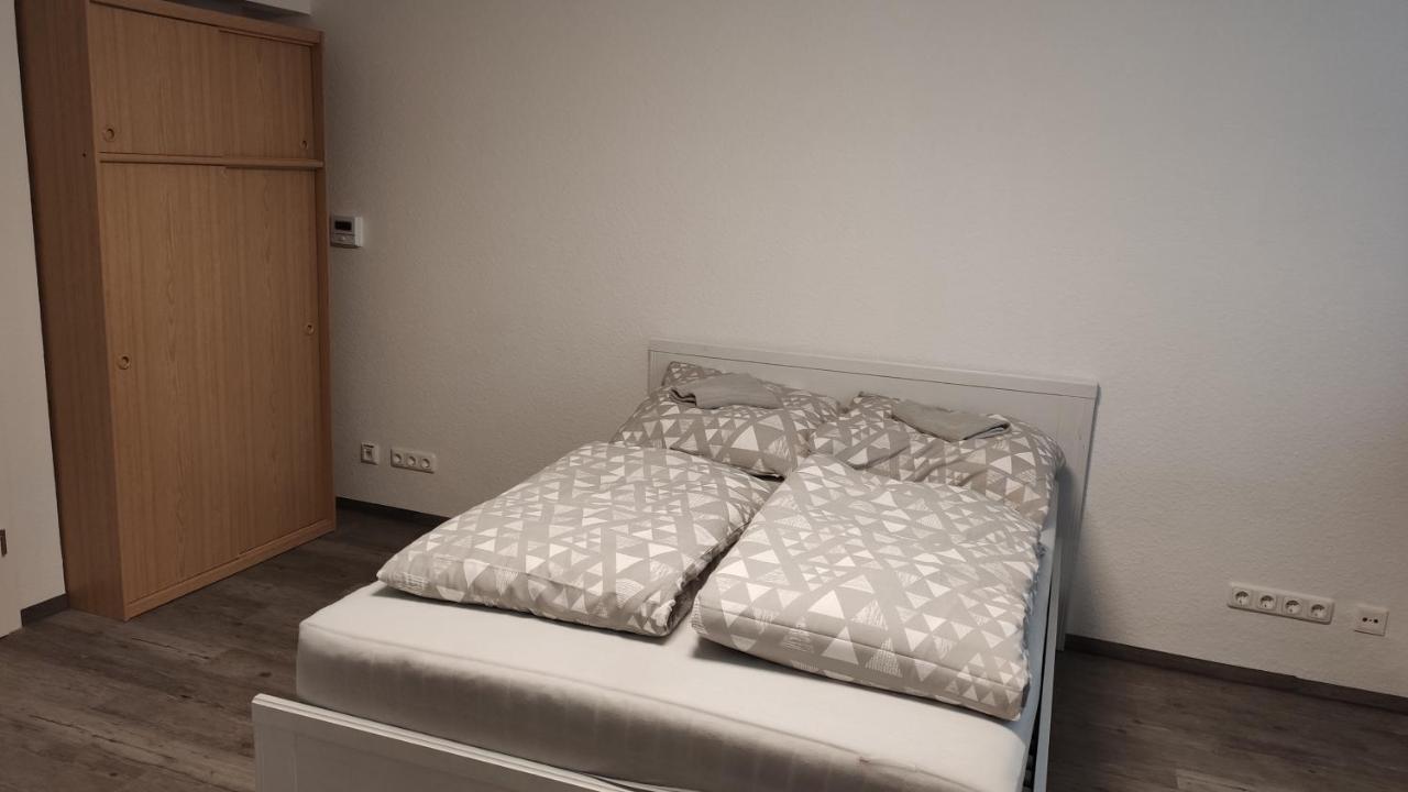 Schoene Zentrale Zimmer In Wilhelmshaven Apartment Exterior photo